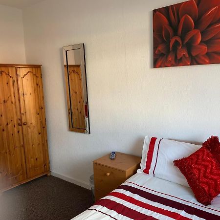 Starlight Self Service Accommodation Leigh  Extérieur photo