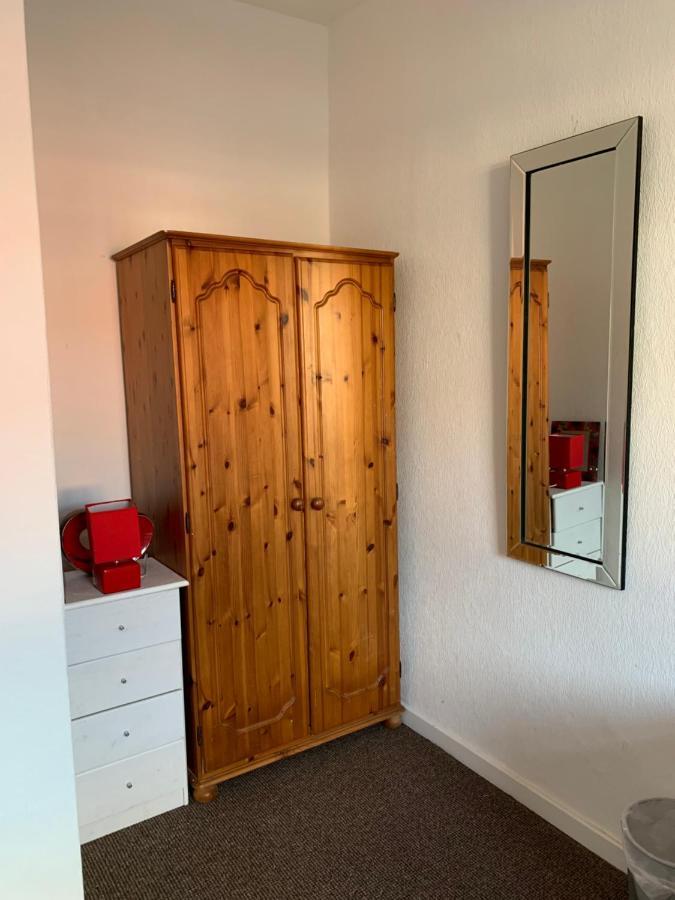 Starlight Self Service Accommodation Leigh  Extérieur photo